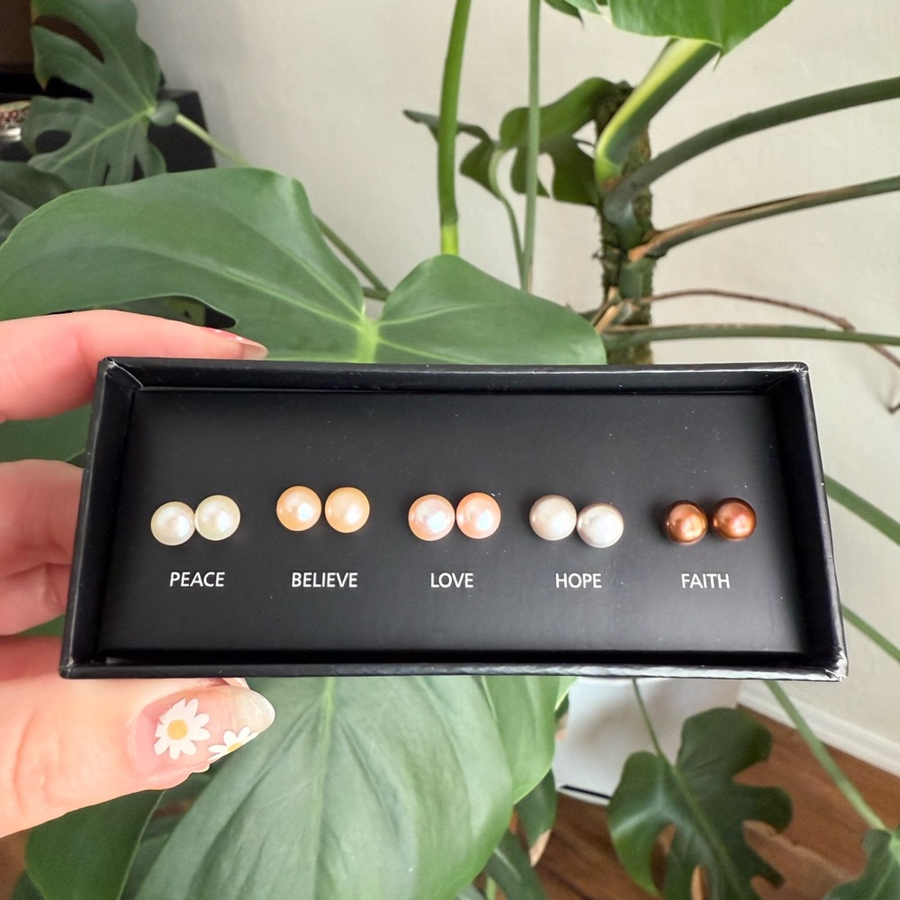 Freshwater Pearl Earring Set 5pc - Peace, Believe, Love, Hope, Faith